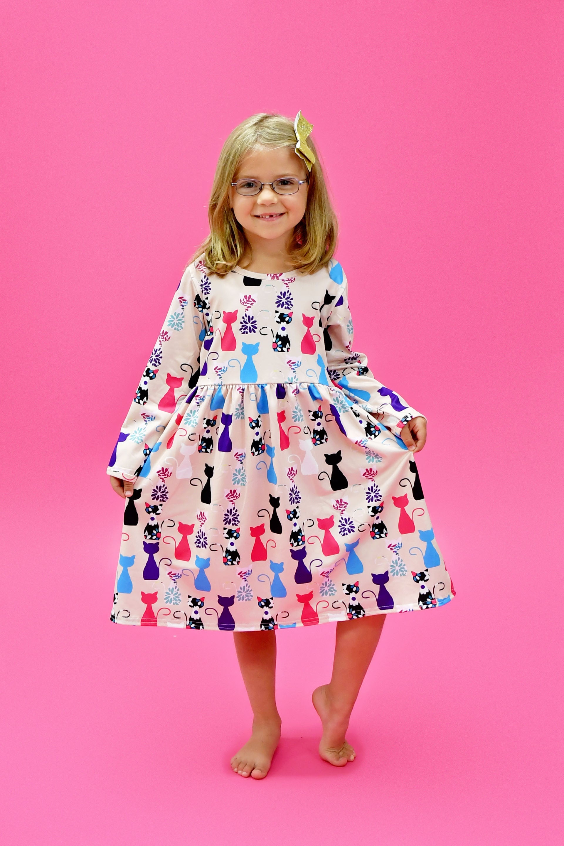 Silhouette Kitty Long Sleeve Milk Silk Dress
