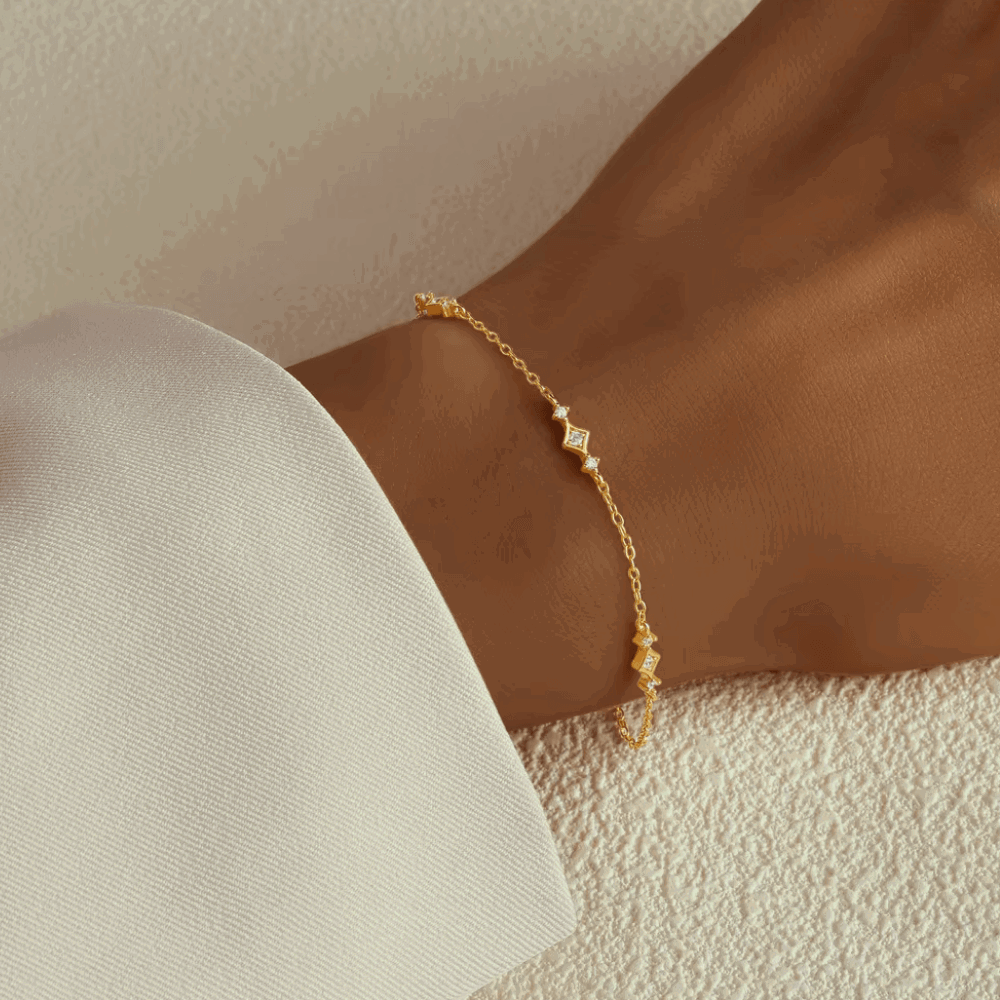 Belissa Dainty Chain Link Bracelet with Cubic Zirconia Accents