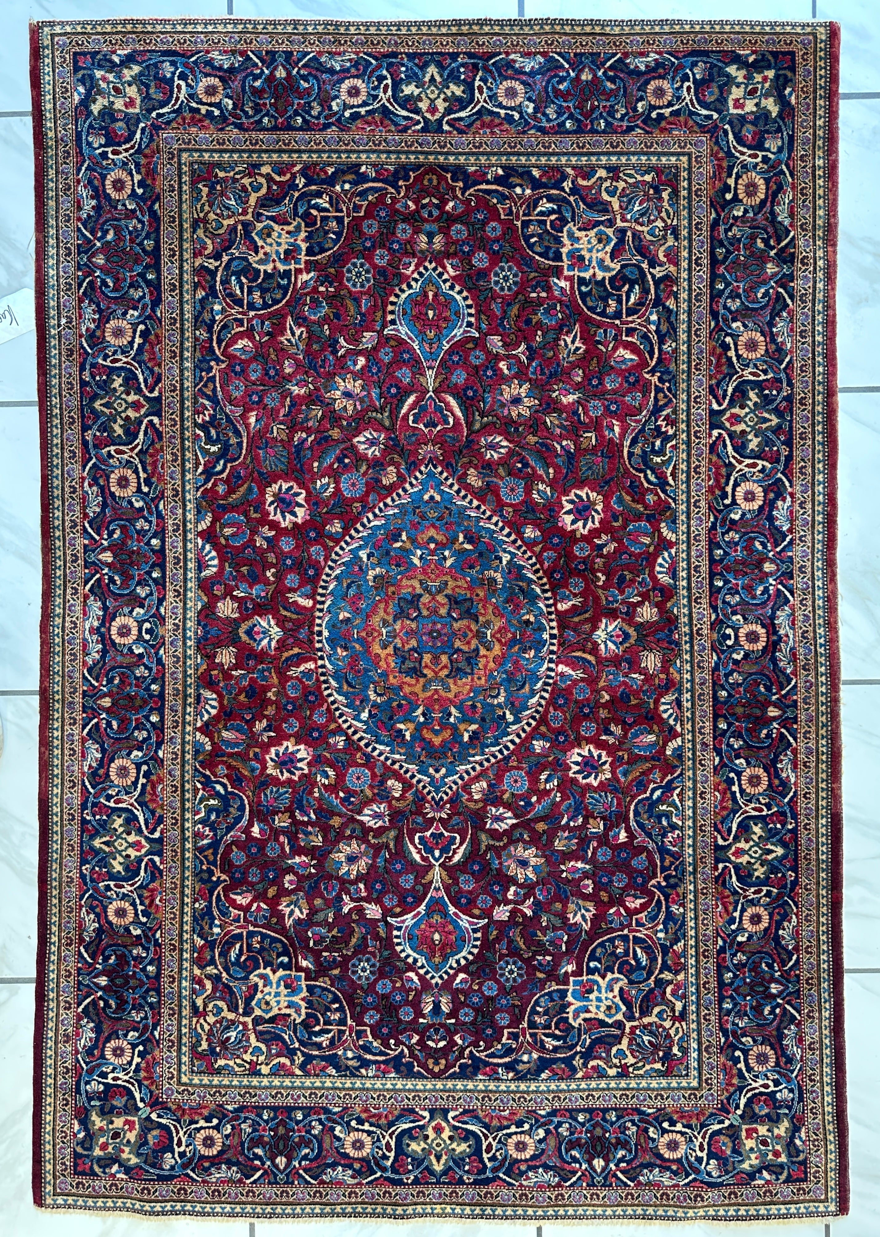 Antique Persian Kashan Debir Rug – 4’3” x 6’4” – Circa 1920s – Hand-Knotted Fine Wool