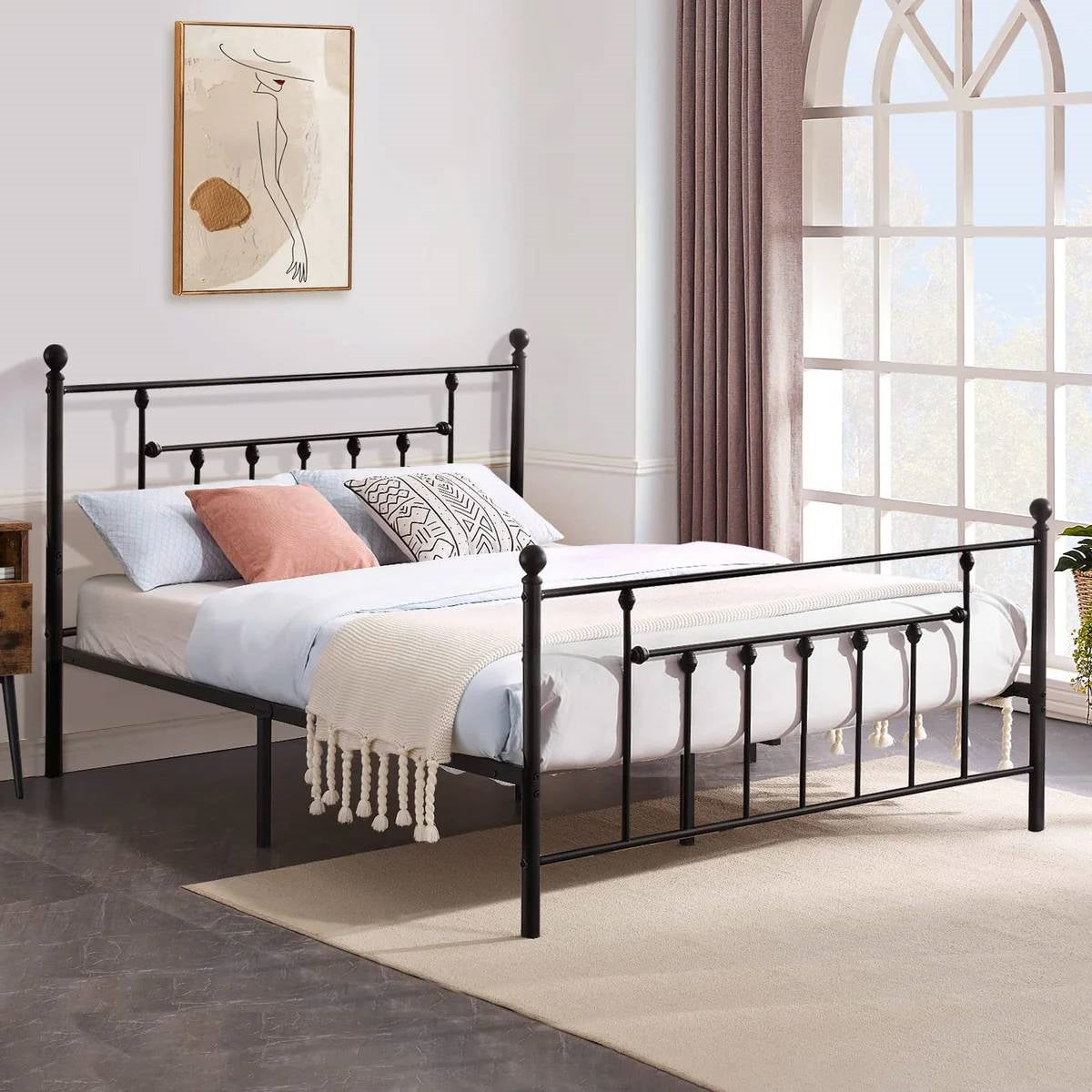 Full size Vintage Style Black Metal Platform Bed Frame with Headboard Footboard