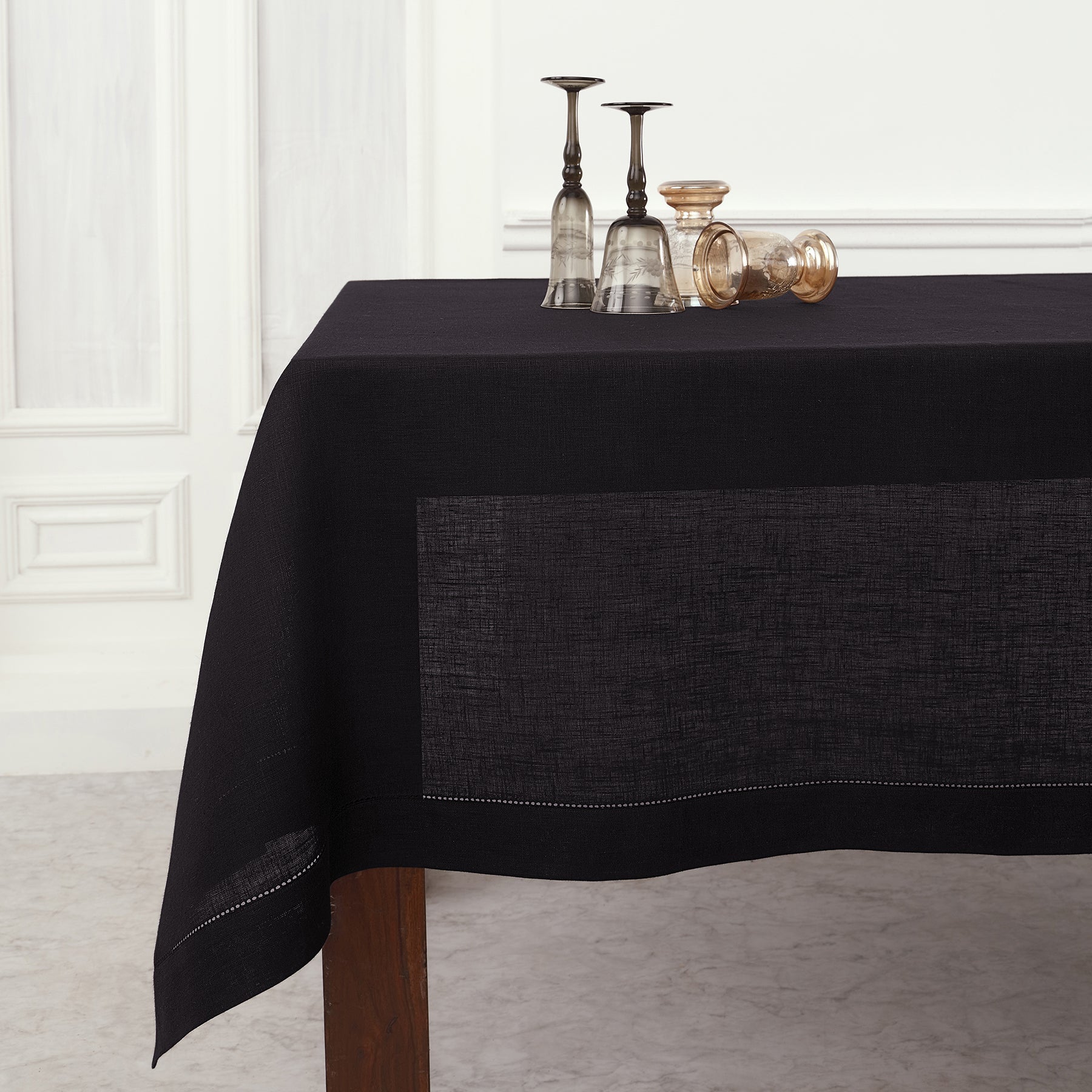 Classic Hemstitch Tablecloth