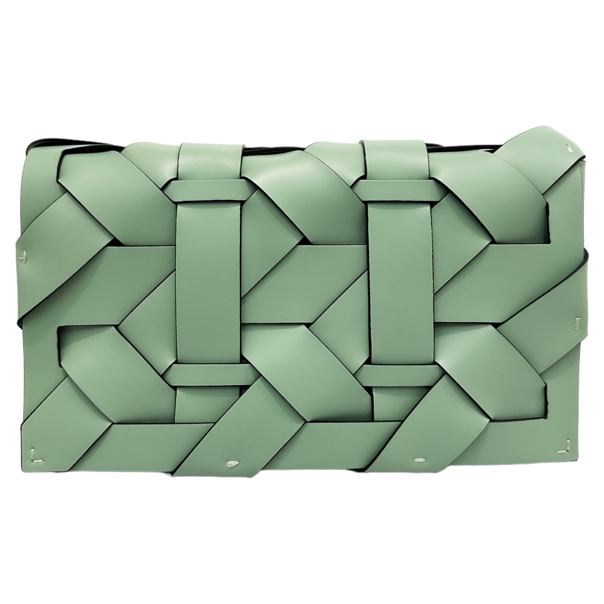 THE ZENOBIA WOVEN CLUTCH