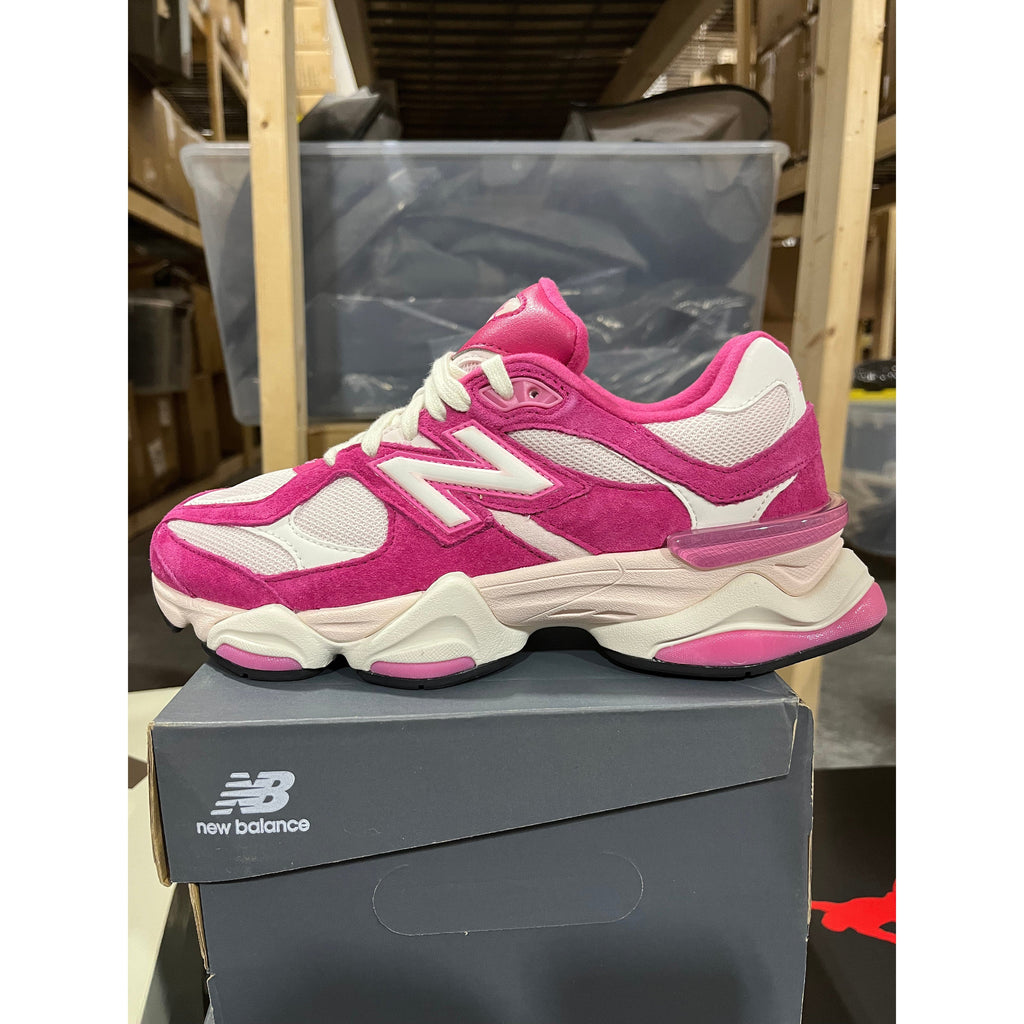 New Balance 9060 Fuchsia Pink