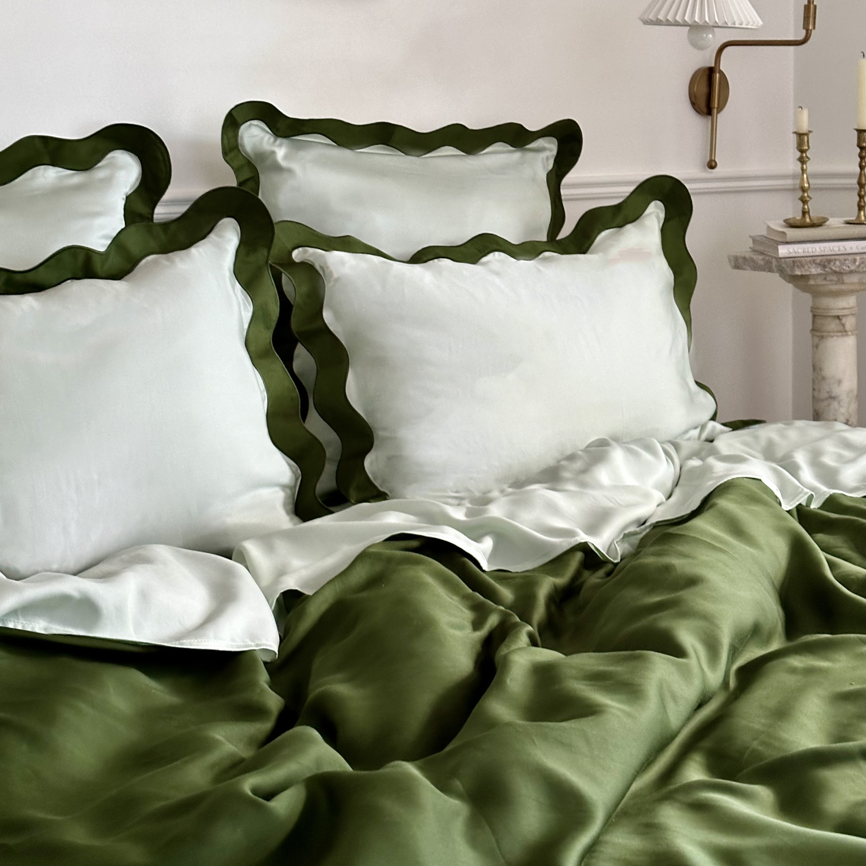 Eucalypso Silky Pillowcase Set (2)
