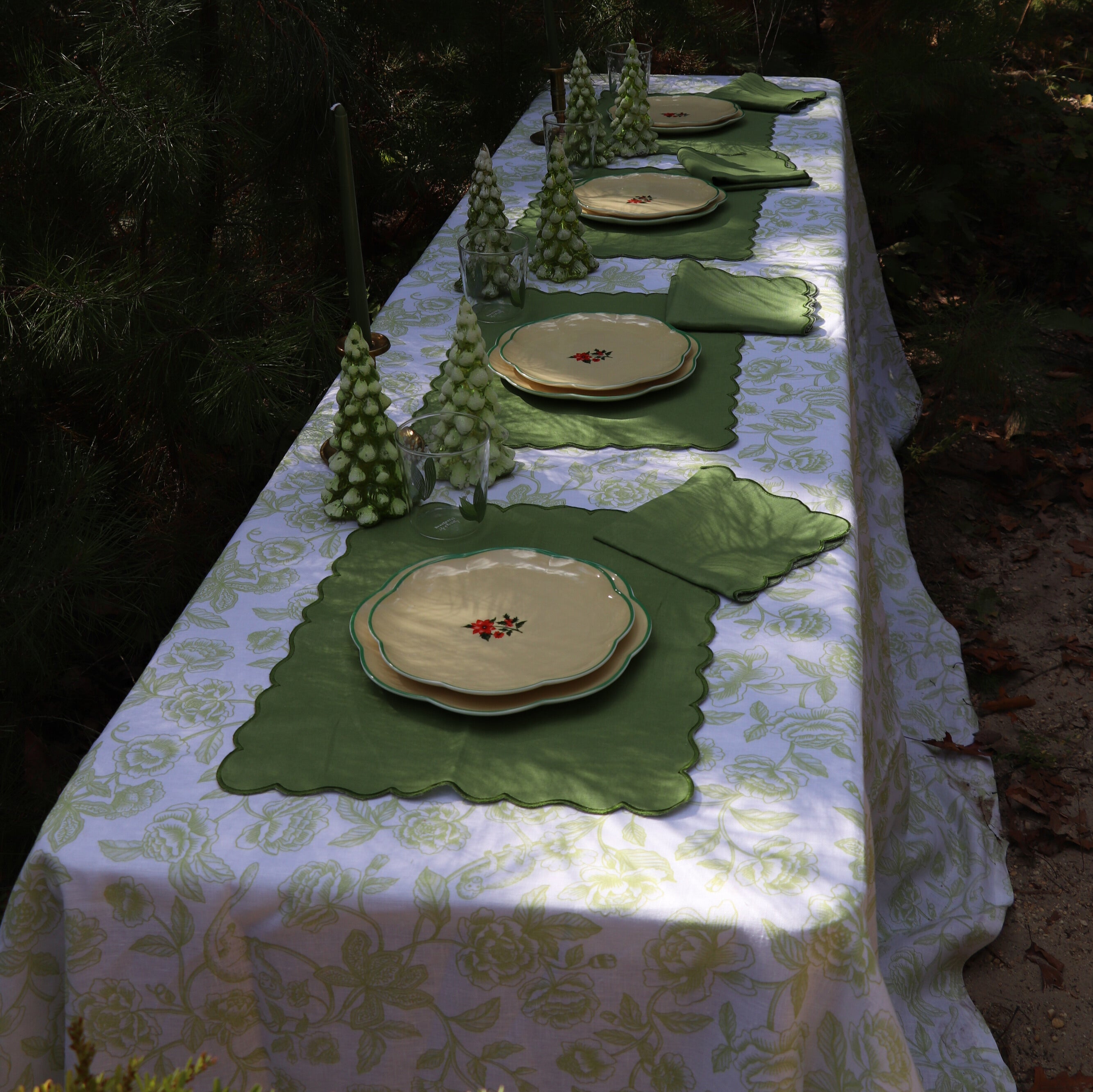 Ivory Flora Parlour Tablecloth