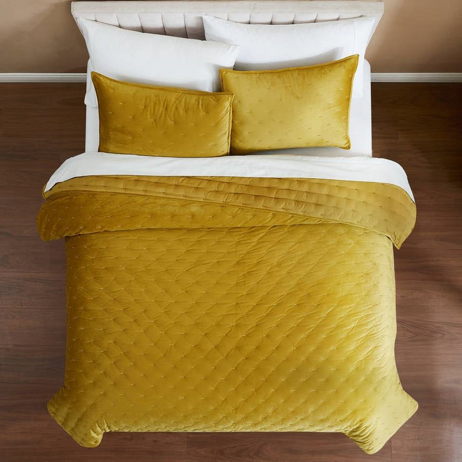 Full / Queen 3-Piece Mustard Yellow Velvet Embroidered Lavishly Soft Quilt Set