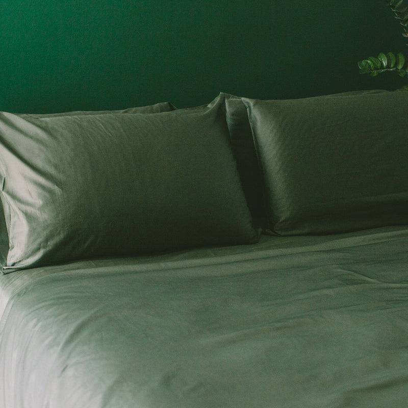 Sateen Organic Cotton Sheet Set + Pillowcases