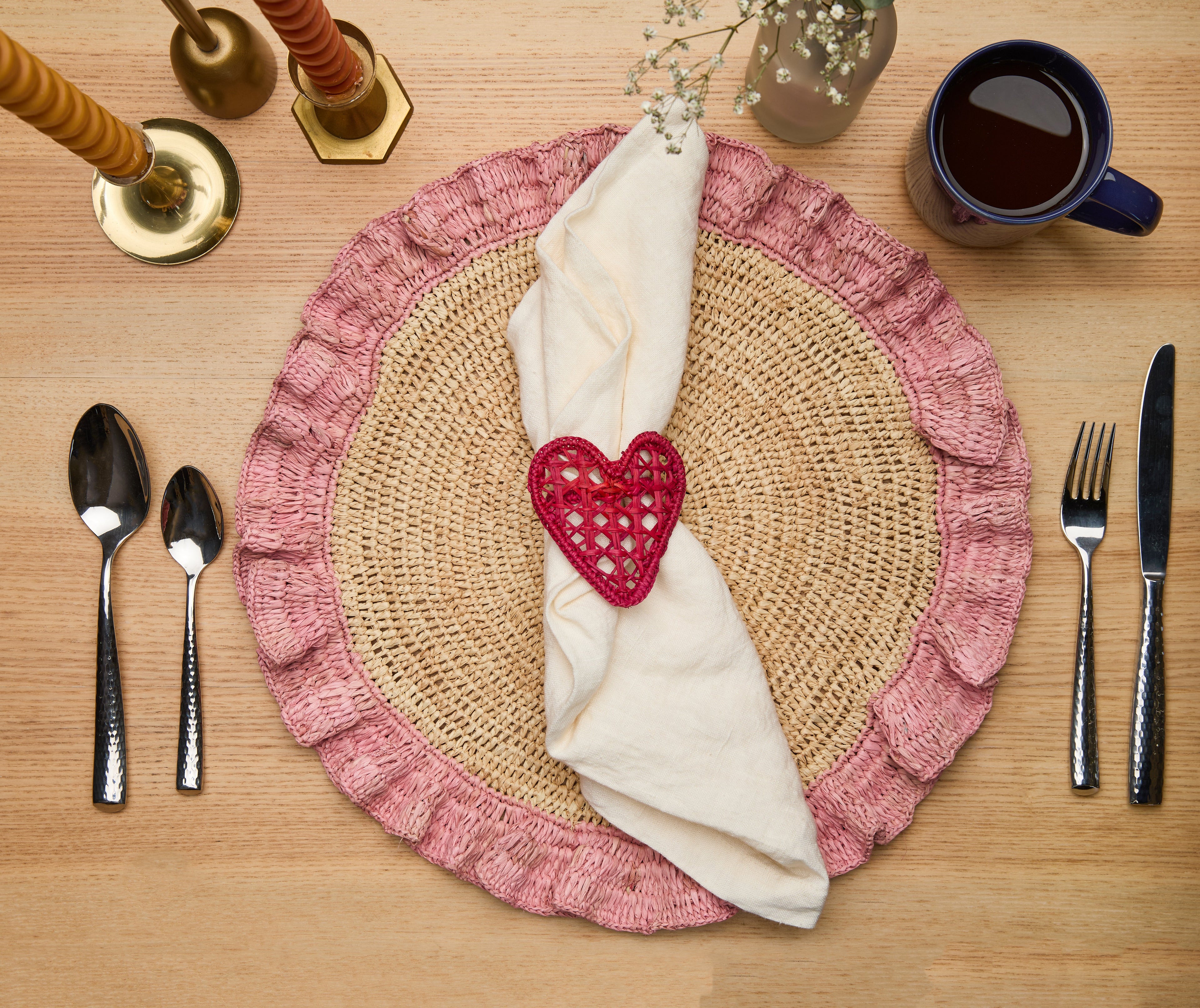 Handwoven Heart Napkin Rings – Set of Raffia Palm Napkin Holders – Coastal Boho Table Décor – Artisan Handmade Dining Accents