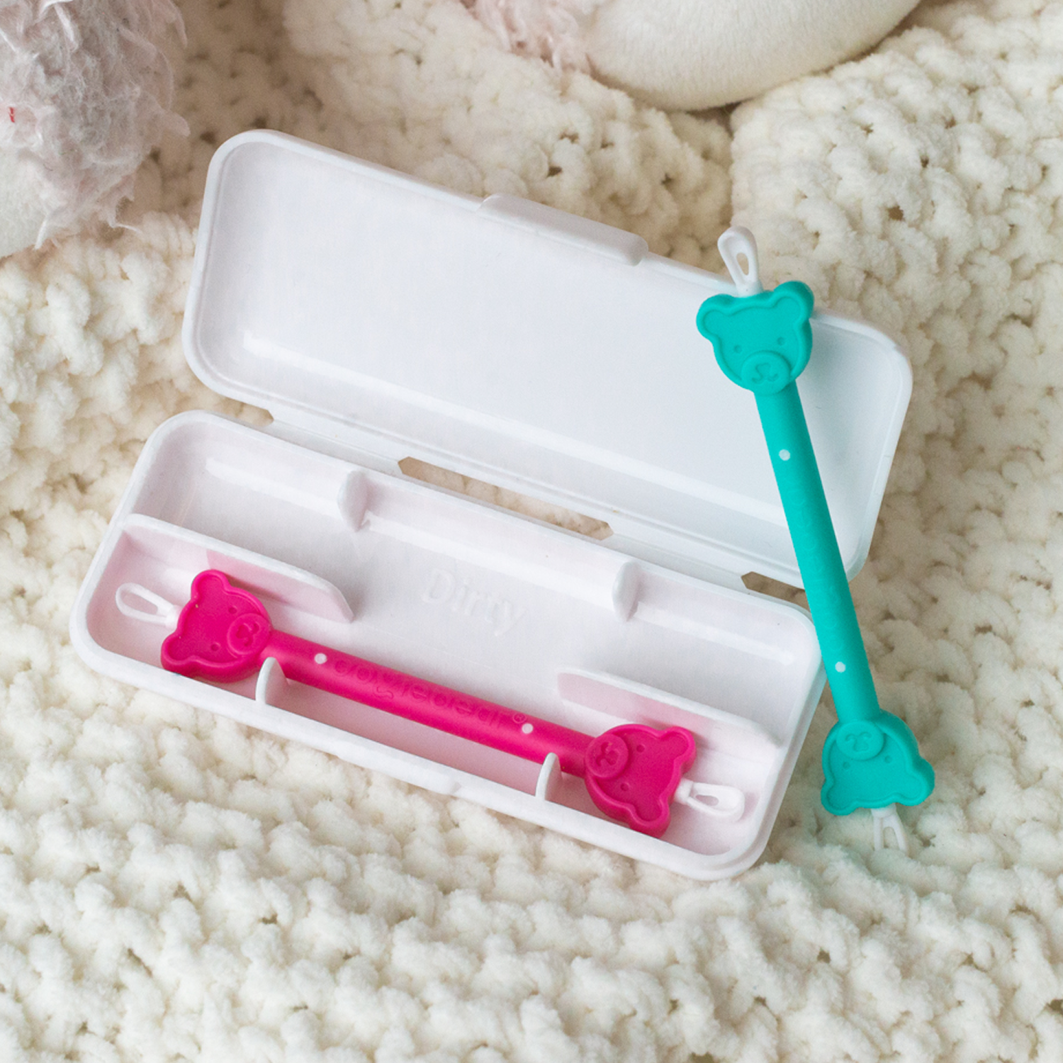 oogiebear 2-pack booger picker