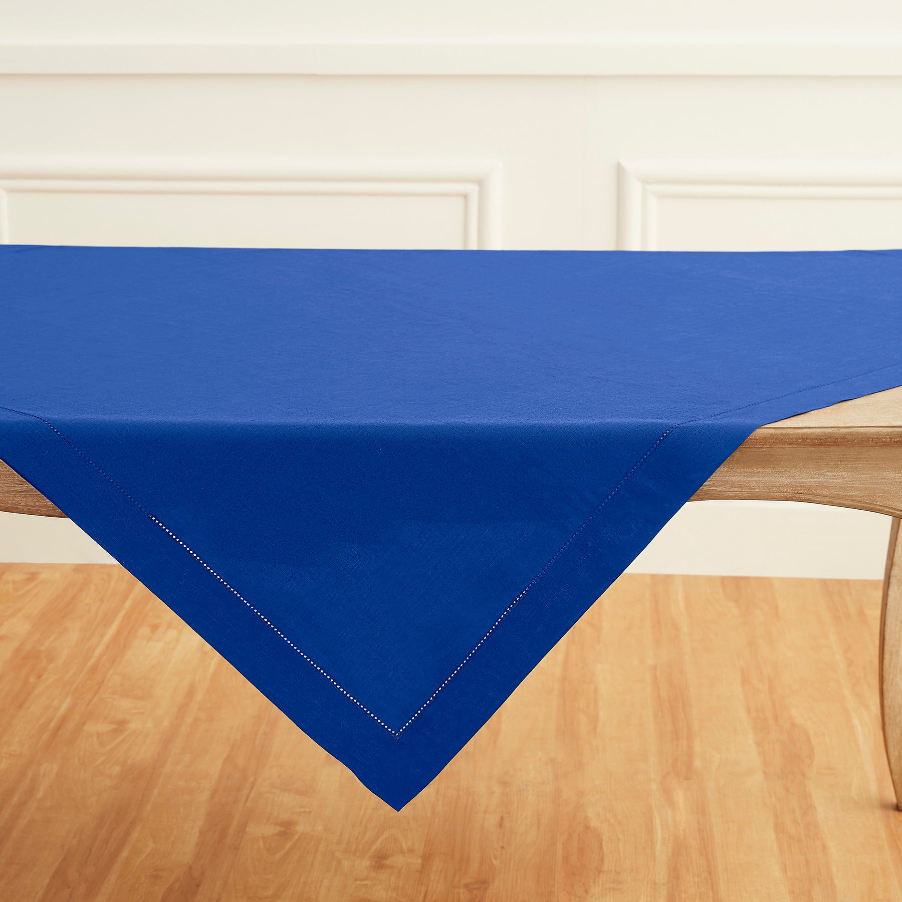 Classic Hemstitch Table Throw