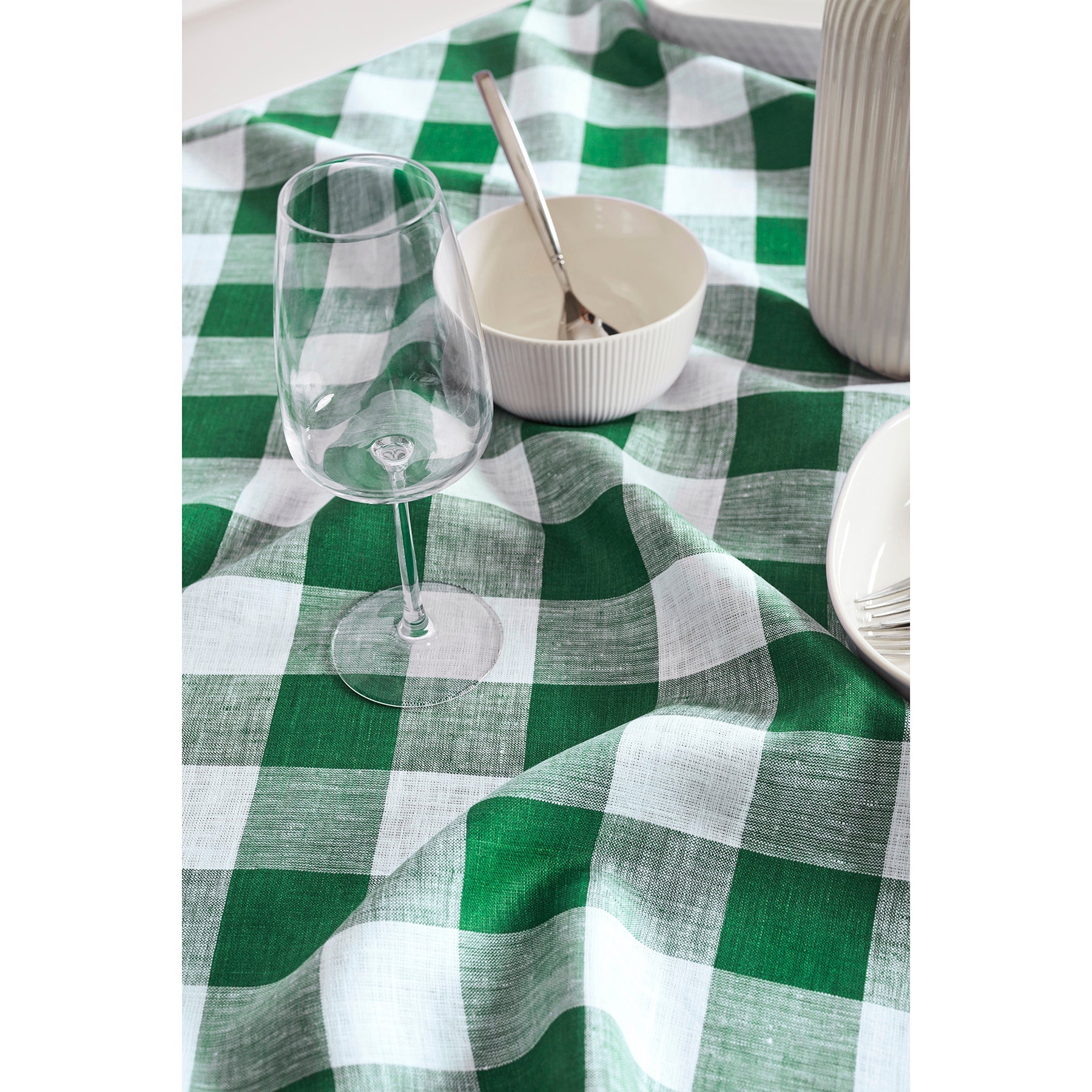 Buffalo Check Table Throw