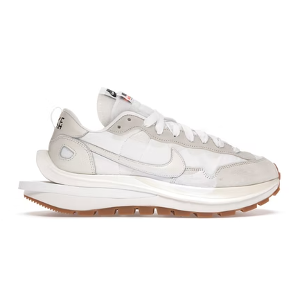 Nike Vaporwaffle sacai "Sail Gum"