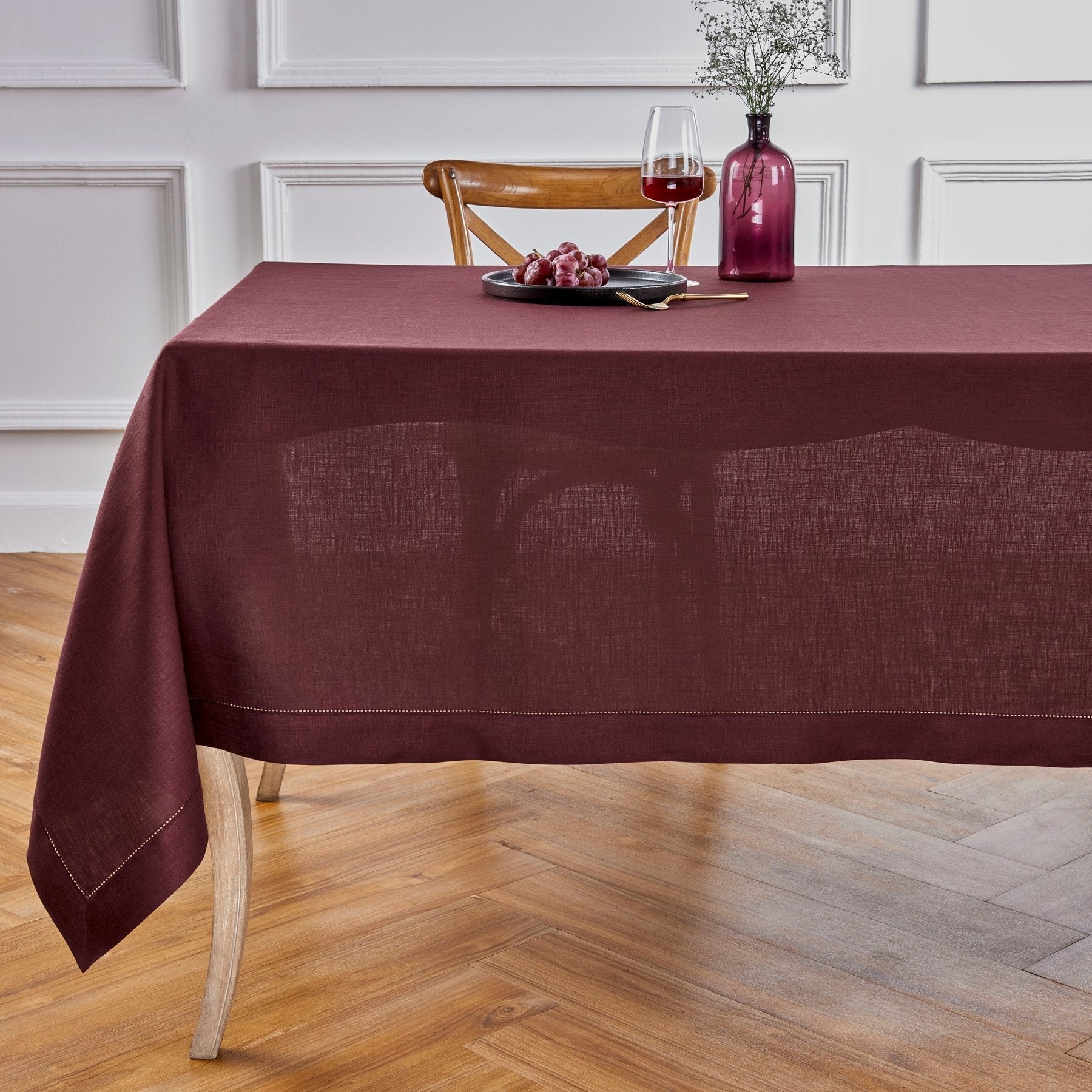 Classic Hemstitch Tablecloth