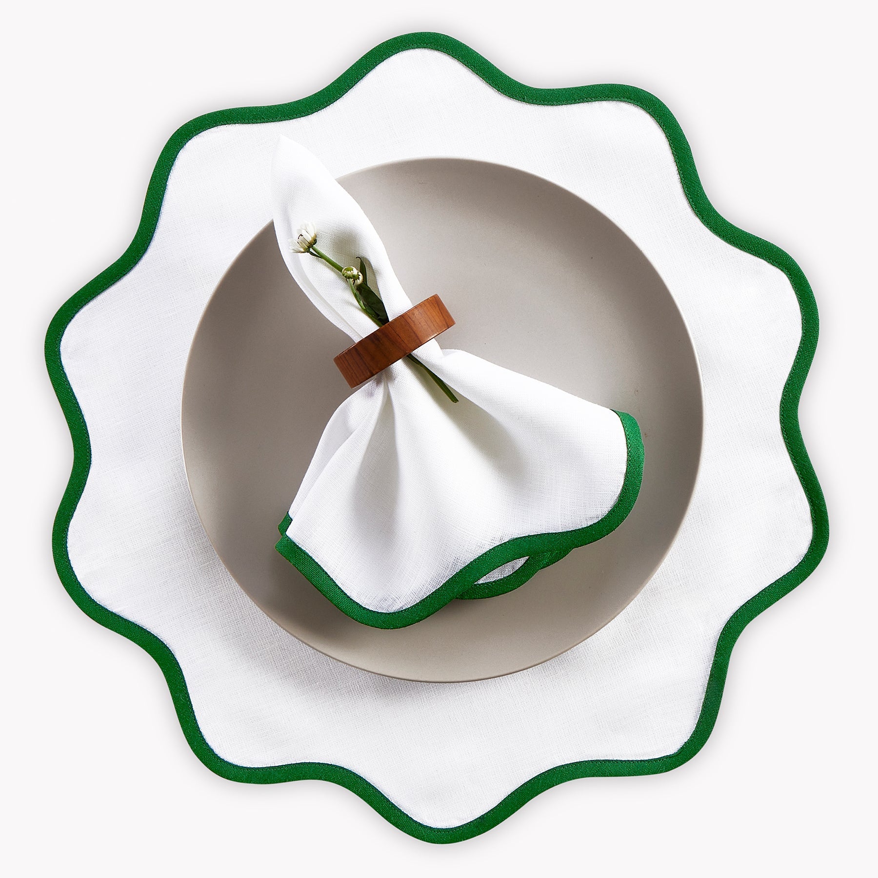 Giselle Scallop Edge Napkins, Set of 4