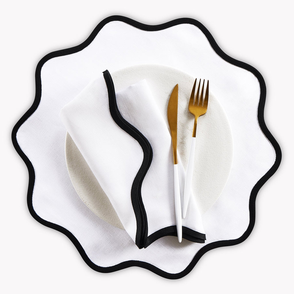 Giselle Scallop Edge Napkins, Set of 4