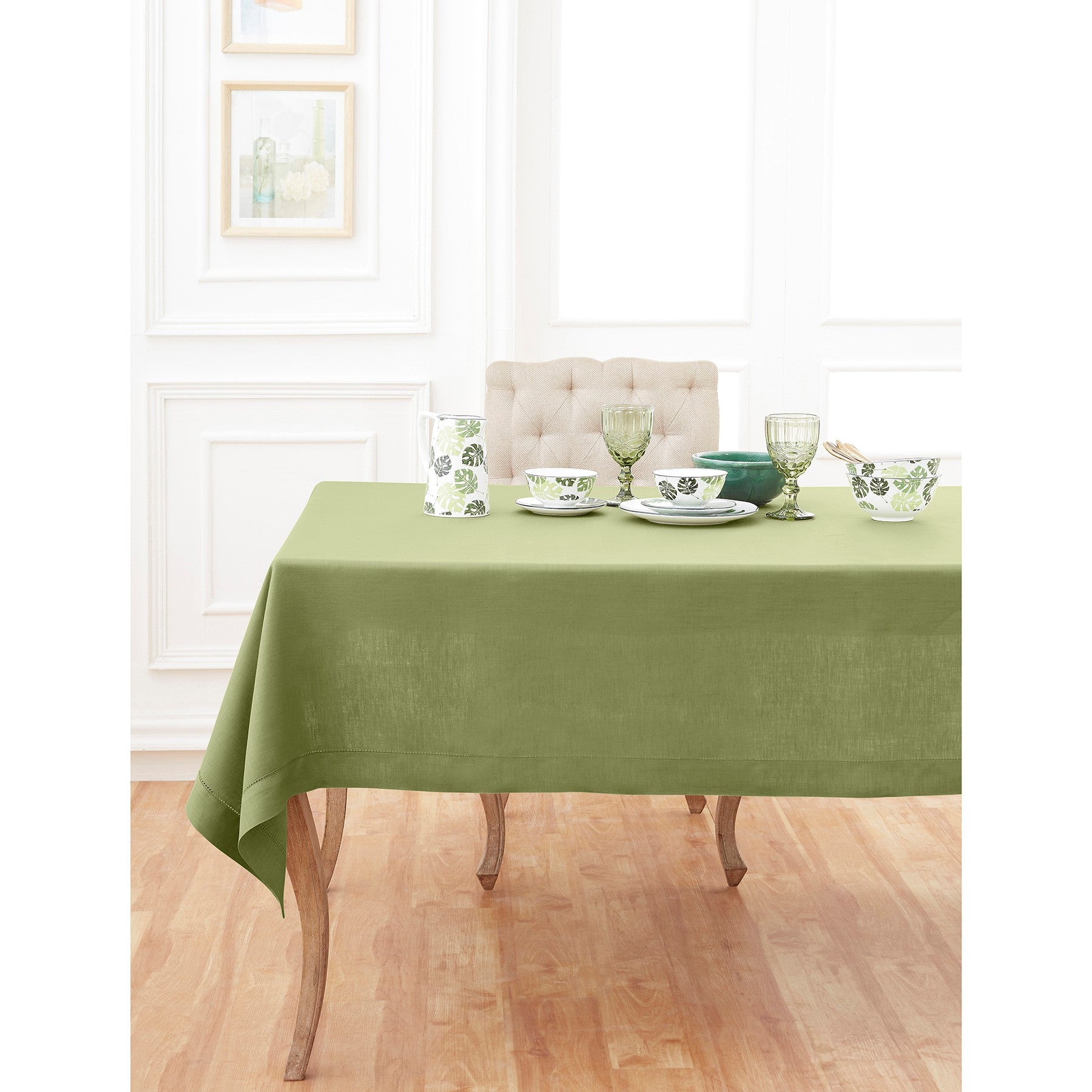Classic Hemstitch Tablecloth