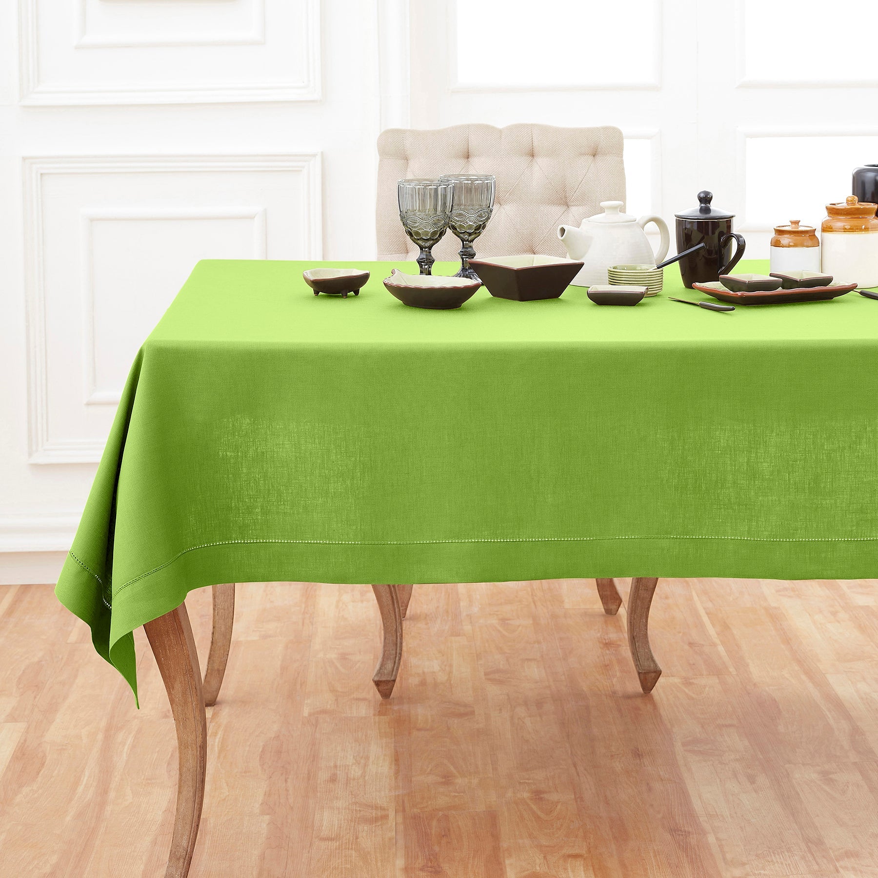 Classic Hemstitch Tablecloth