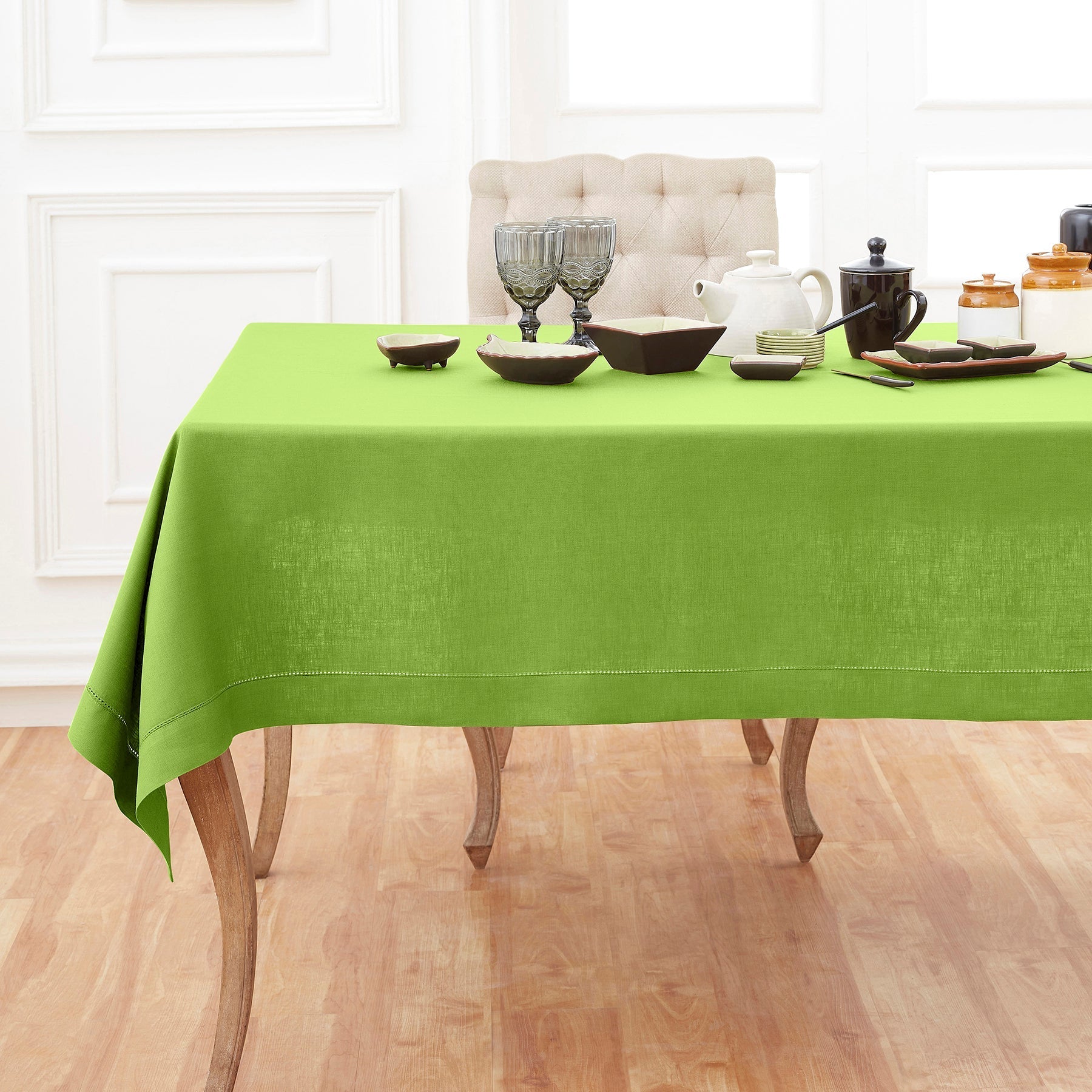 Classic Hemstitch Tablecloth