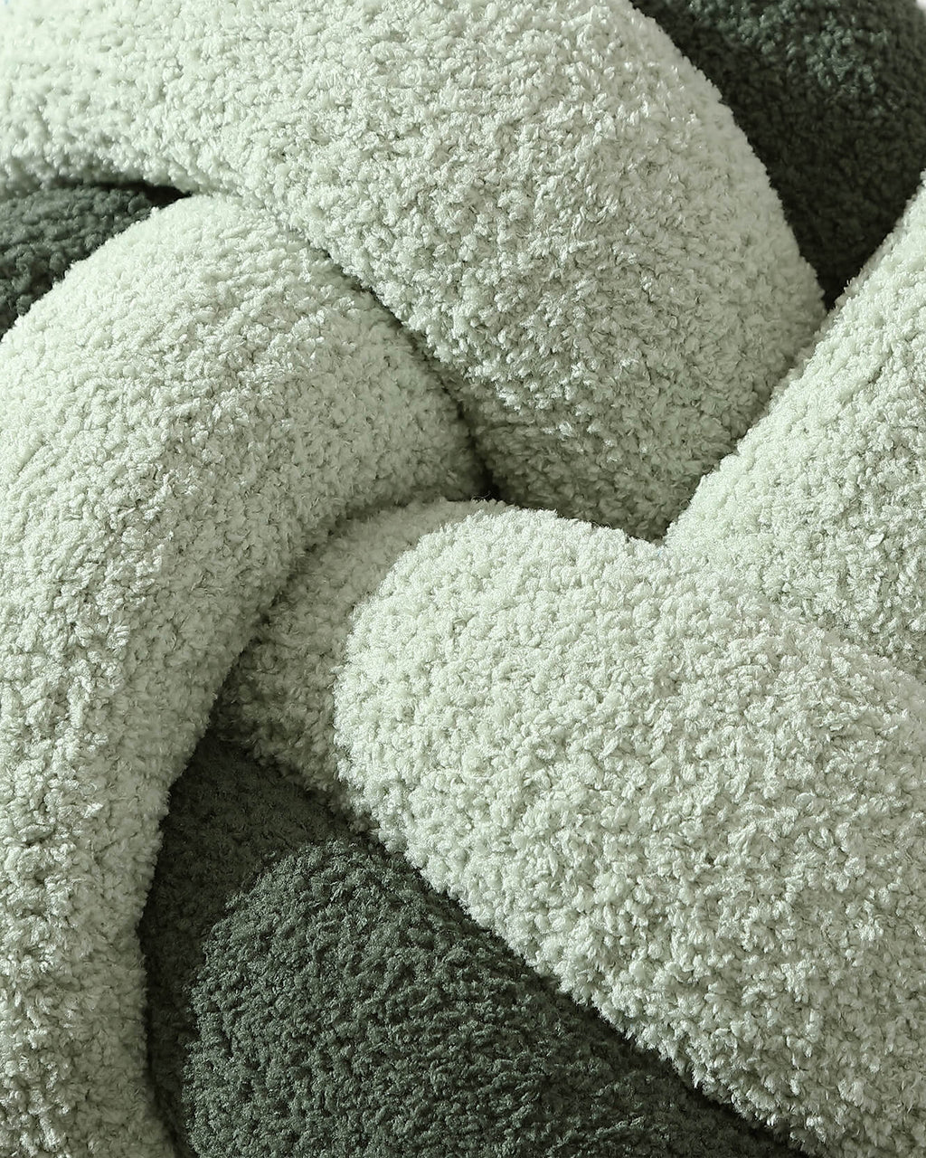Knot Pillow
