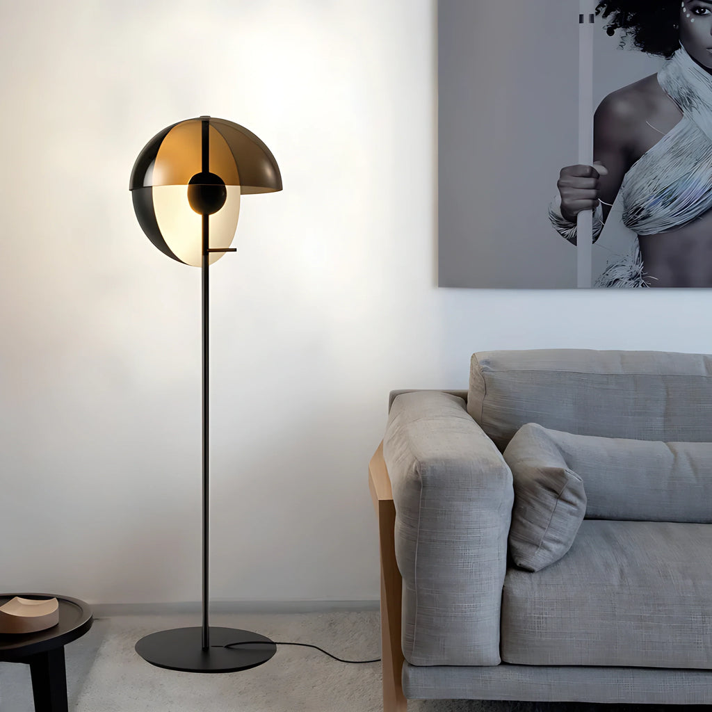 Theia Lamp
