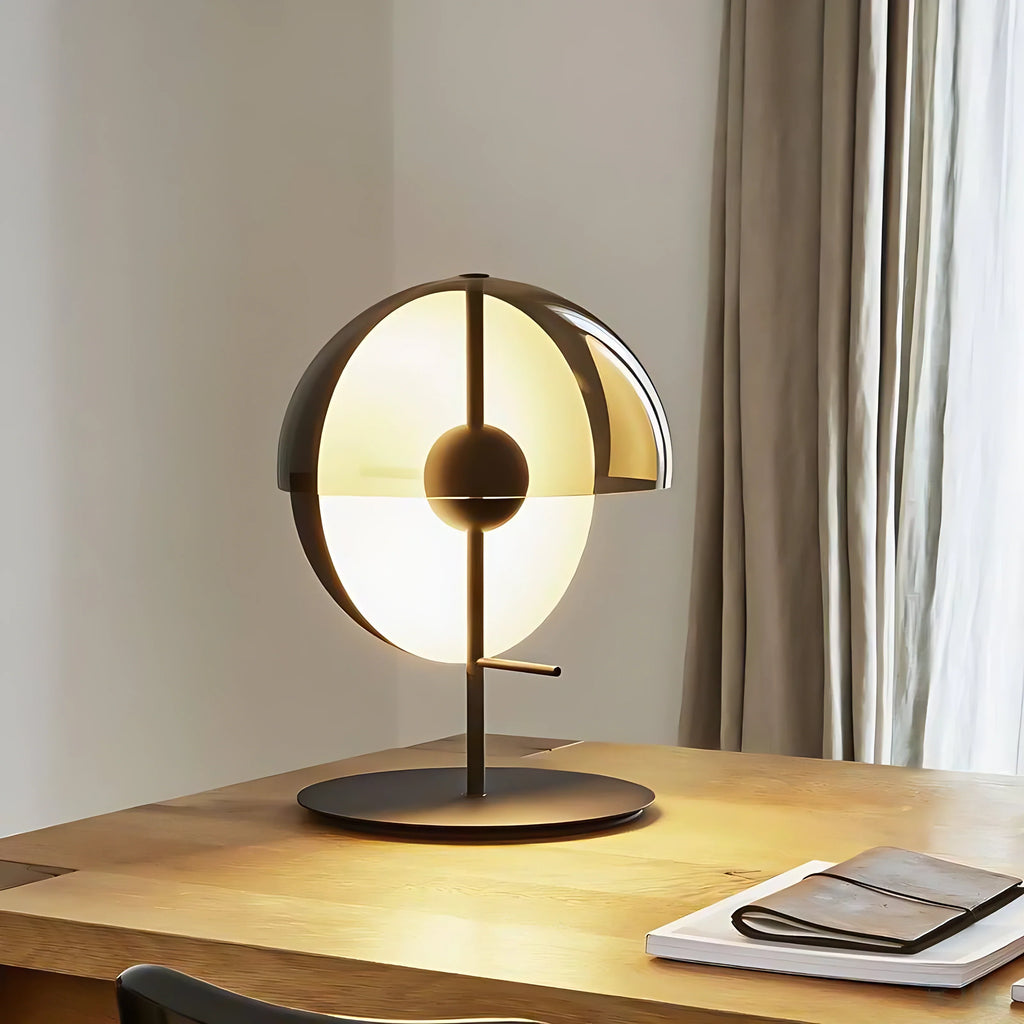 Theia Lamp