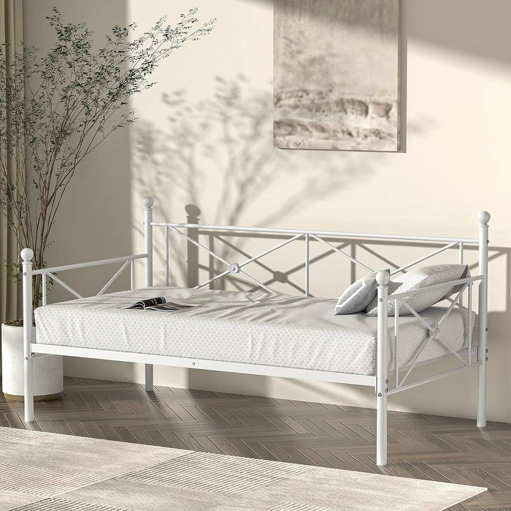 Twin size Heavy Duty Metal Daybed Frame in Classic White Finish