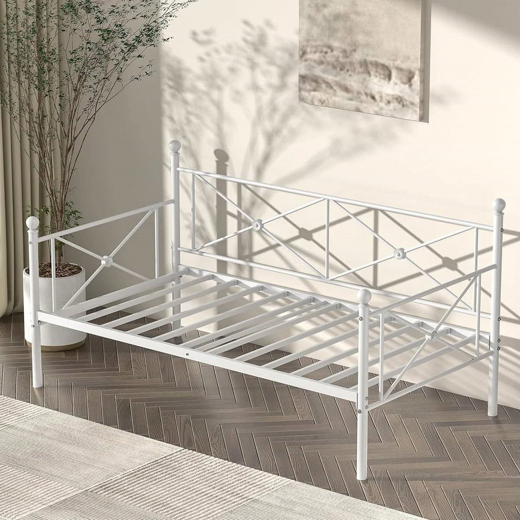 Twin size Heavy Duty Metal Daybed Frame in Classic White Finish