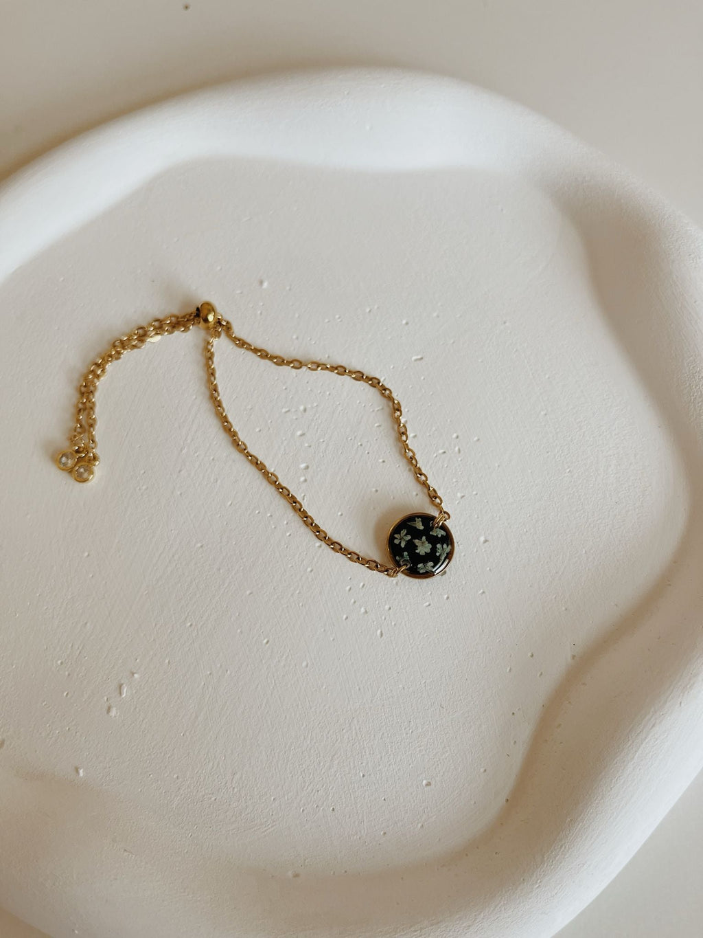 Wildflower Gold Bracelet Small Pendant