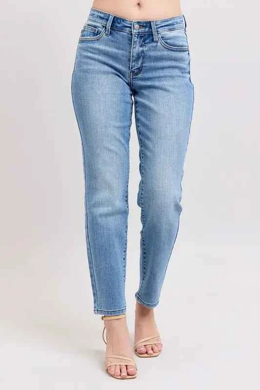 Judy Blue Plus Size Slim Jeans Mid Rise Vintage Wash with Cell Phone Pocket Women's Jeans
