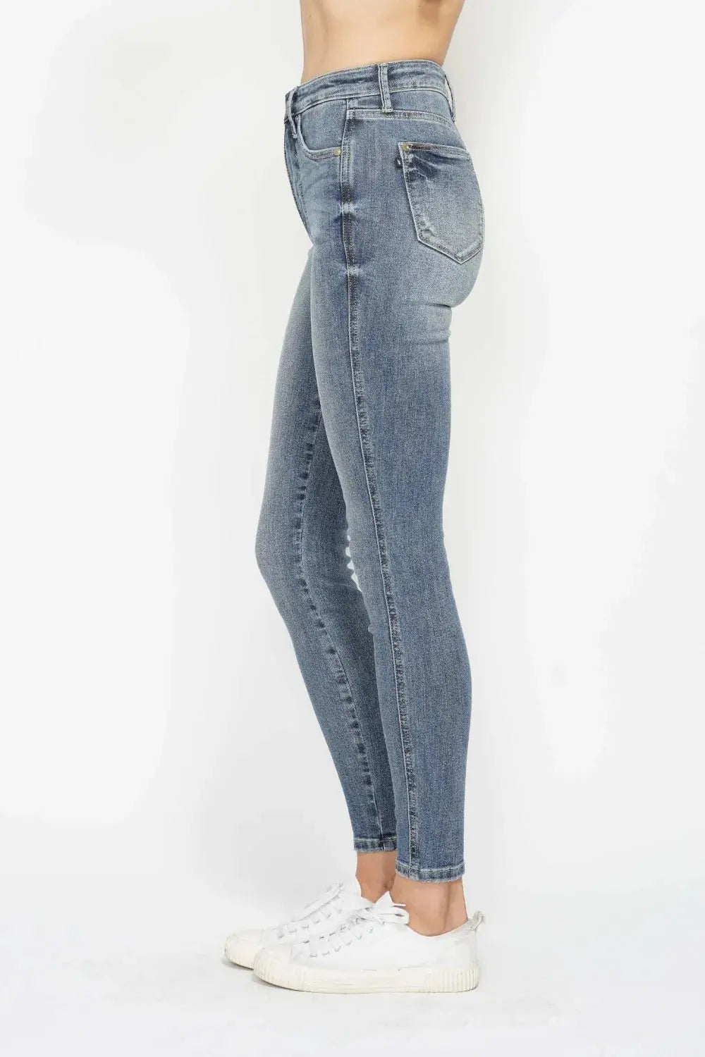 Full Size Tummy Control Contrast Wash Skinny Leg Judy Blue Jeans