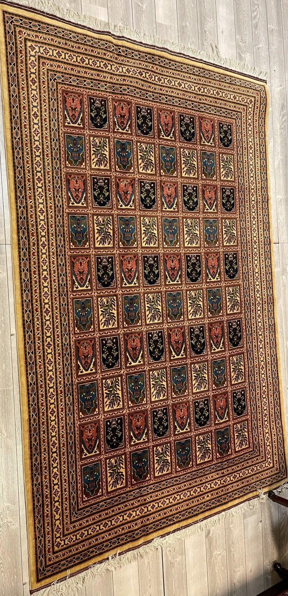 Afghani  I Bakhtiari 7x10 Area Rug