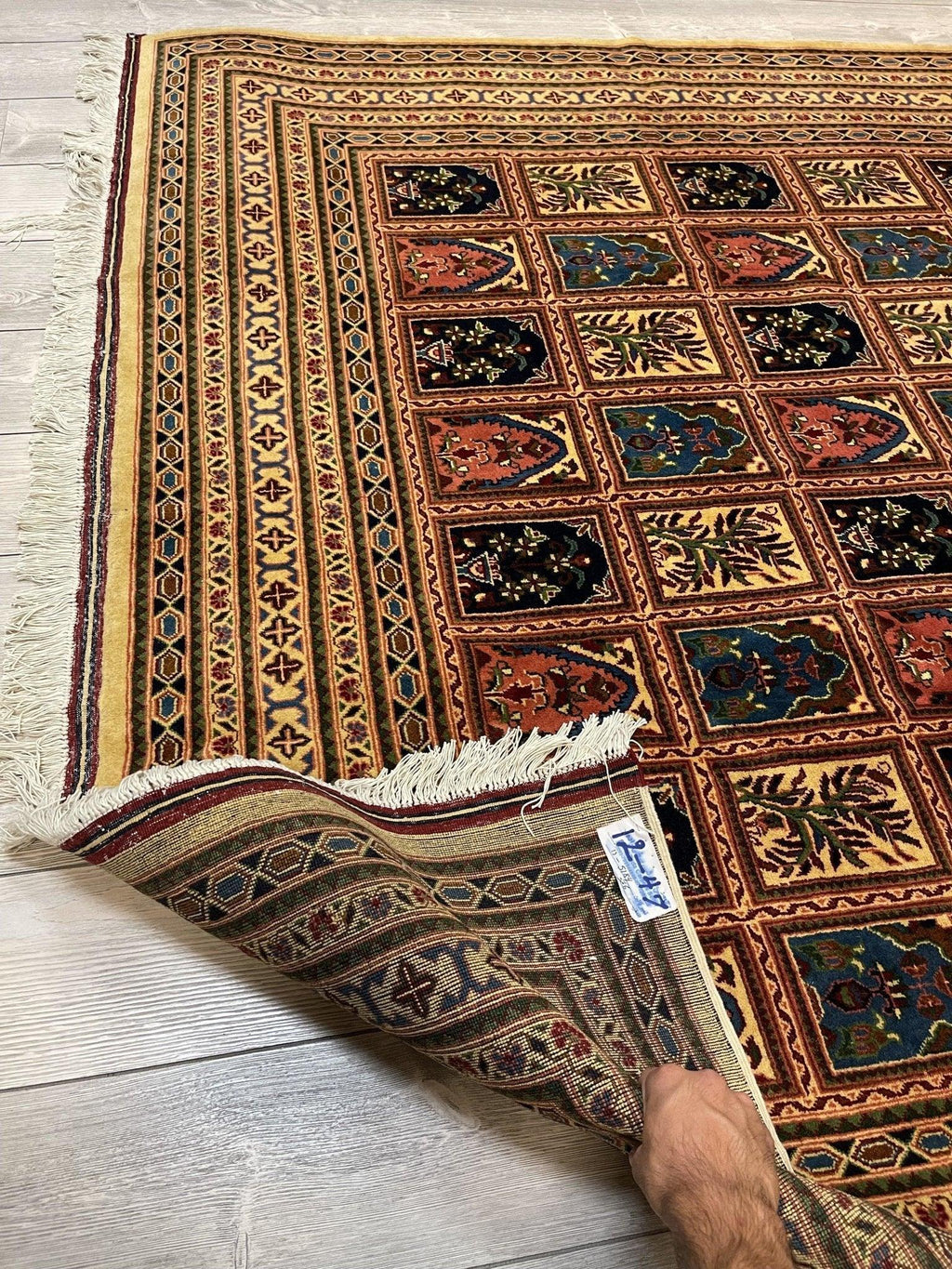 Afghani  I Bakhtiari 7x10 Area Rug