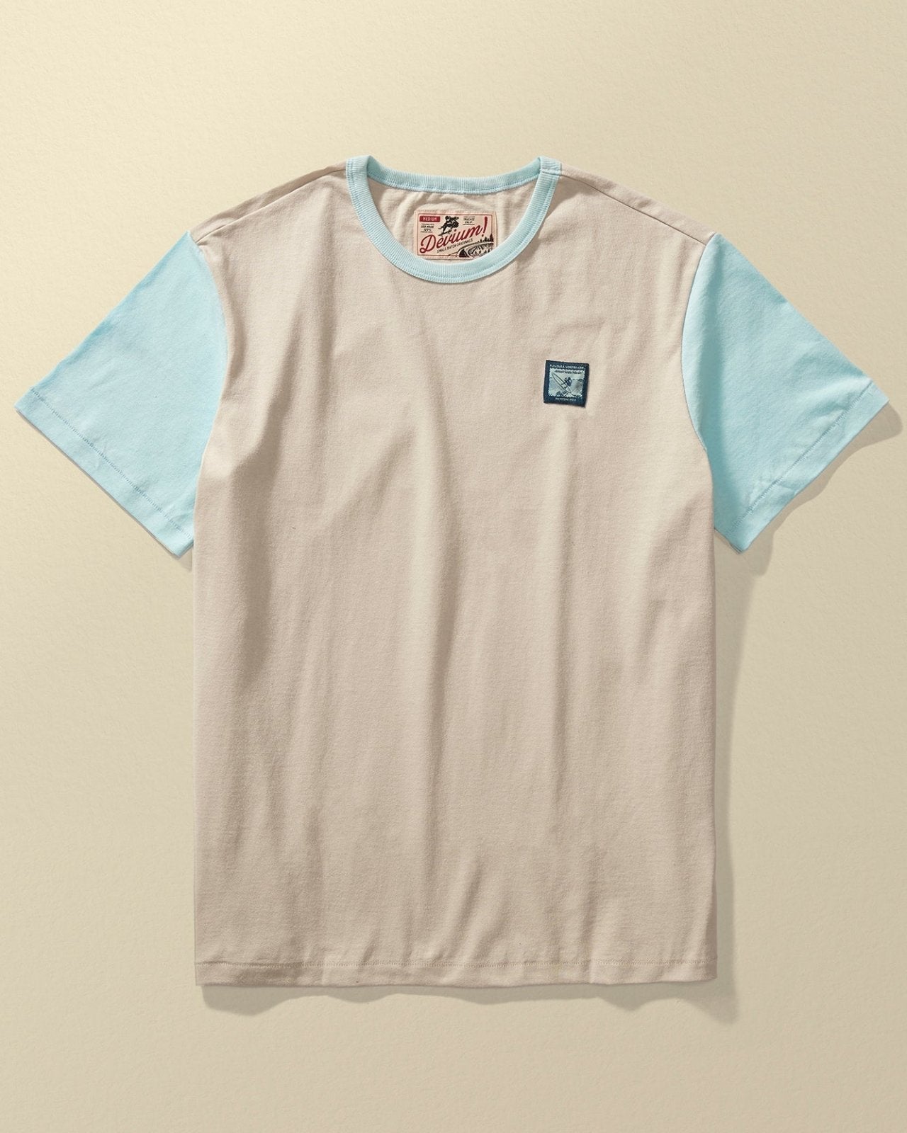 Americana Vintage Tee - Russell Surfboards x Devium