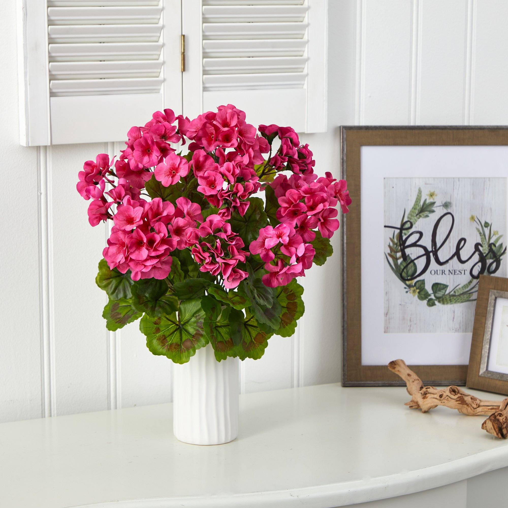 18” Geranium Artificial Plant in White Planter UV Resistant (Indoor/Outdoor)