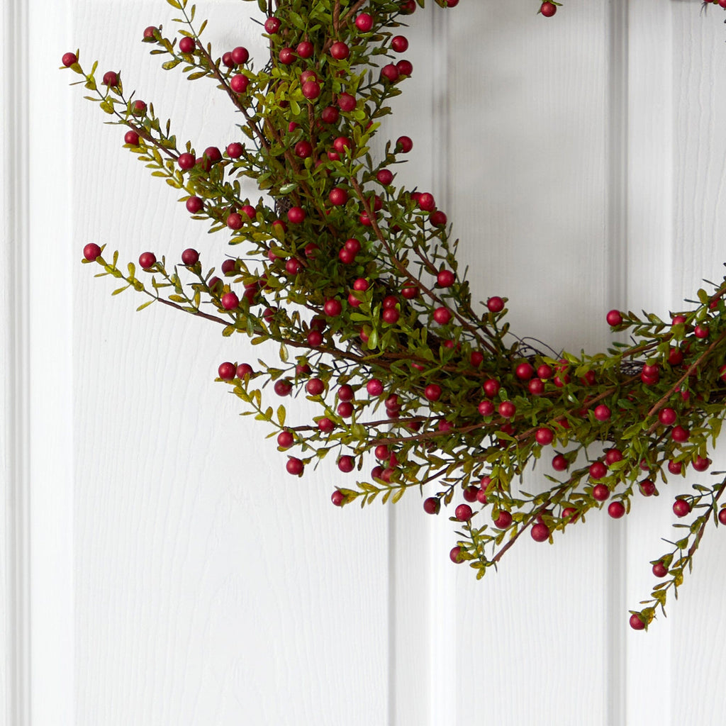 20” Boxwood and Berries Artificial Wreath