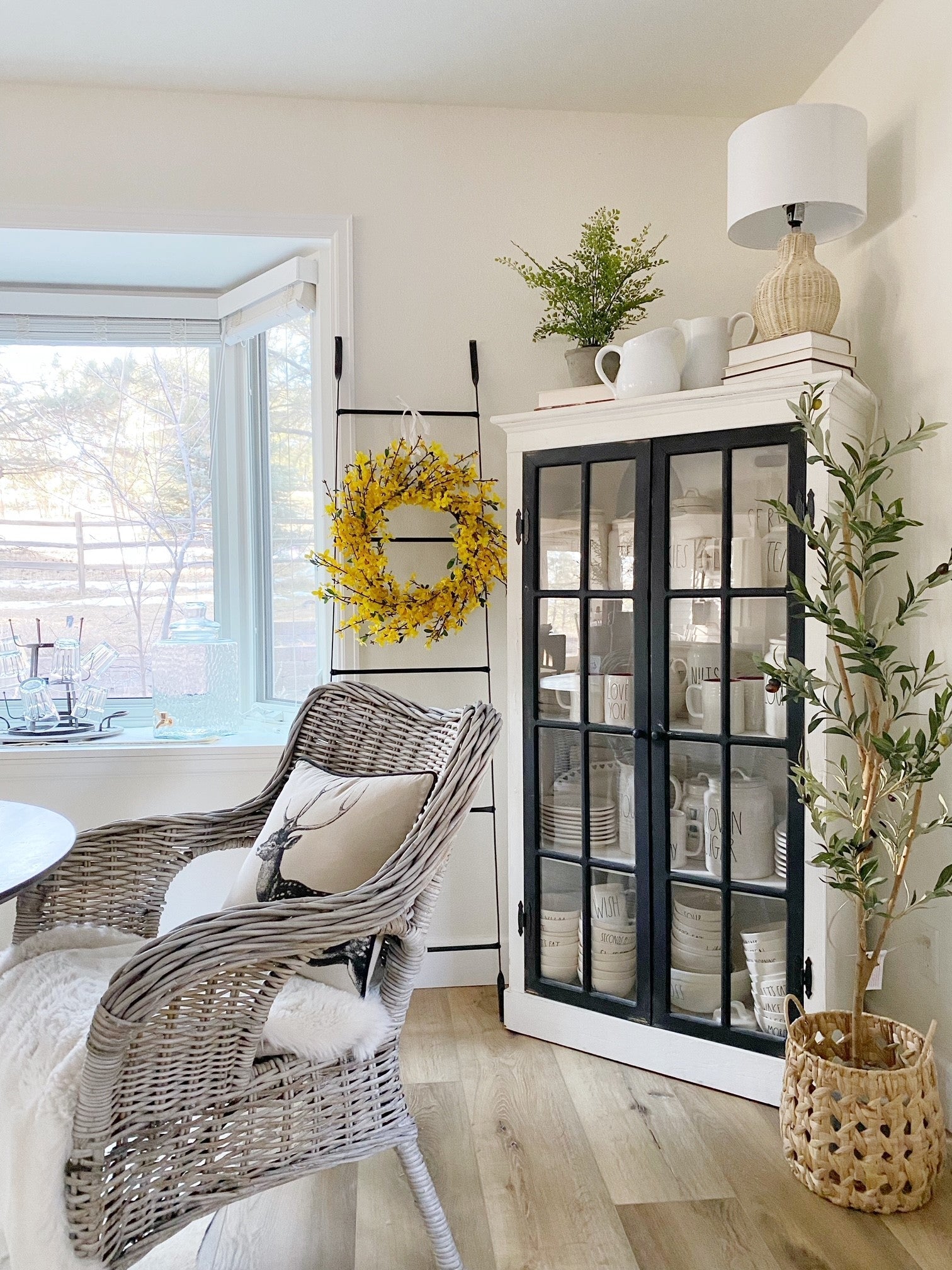 22” Forsythia Artificial Wreath