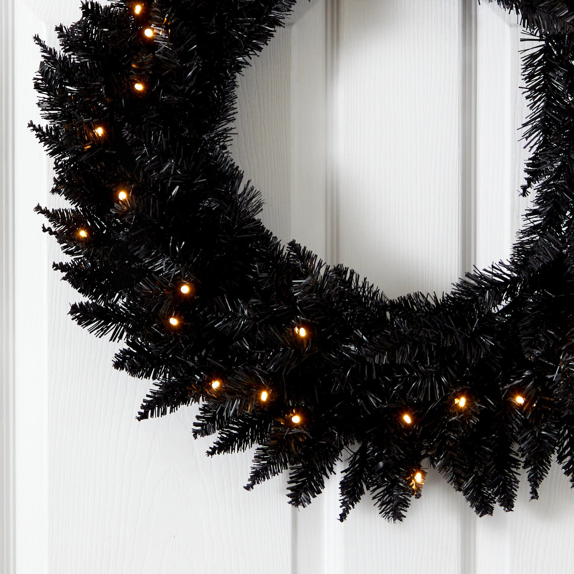 24” Black Artificial Wreath with 35 Warm White LED Lights
