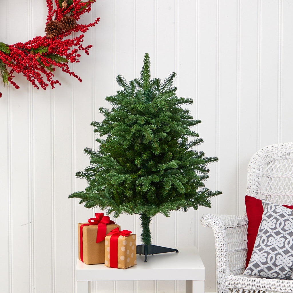 3’ South Carolina Spruce Artificial Christmas Tree with 458 Bendable Branches