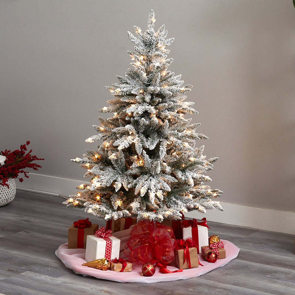 5’ Flocked West Virginia Spruce Christmas Tree with 200 Clear Lights and 604 Bendable Branches