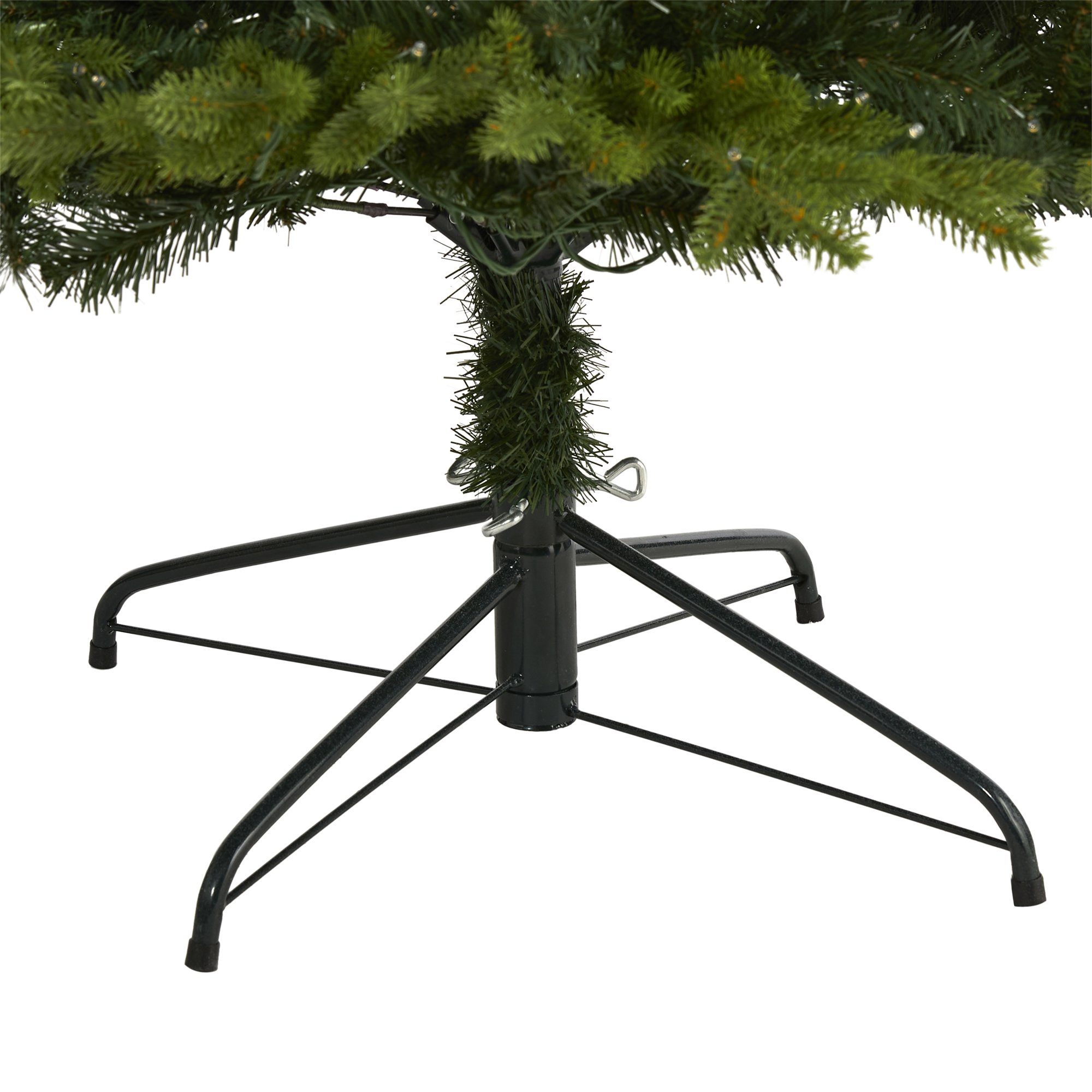 7.5’ Belgium Fir “Natural Look” Artificial Christmas Tree with 550 Clear LED Lights