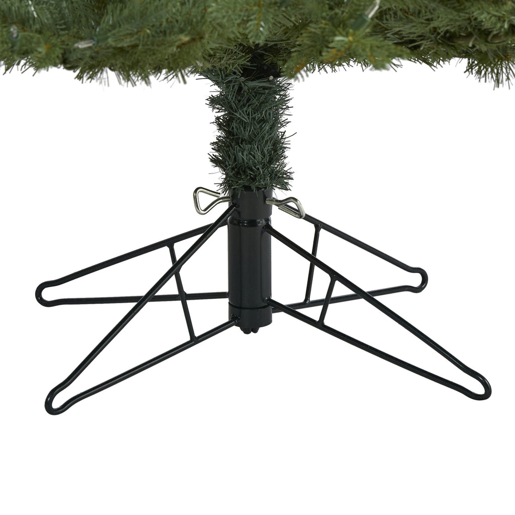 7.5' New Hampshire Spruce Artificial Christmas Tree with 650 Warm White Lights and 1462 Bendable Branches