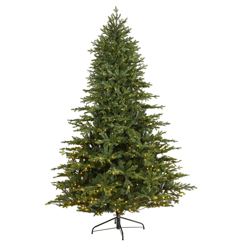 7.5’ Wyoming Spruce Artificial Christmas Tree with 650 Clear LED Lights and 1701 Bendable Branches