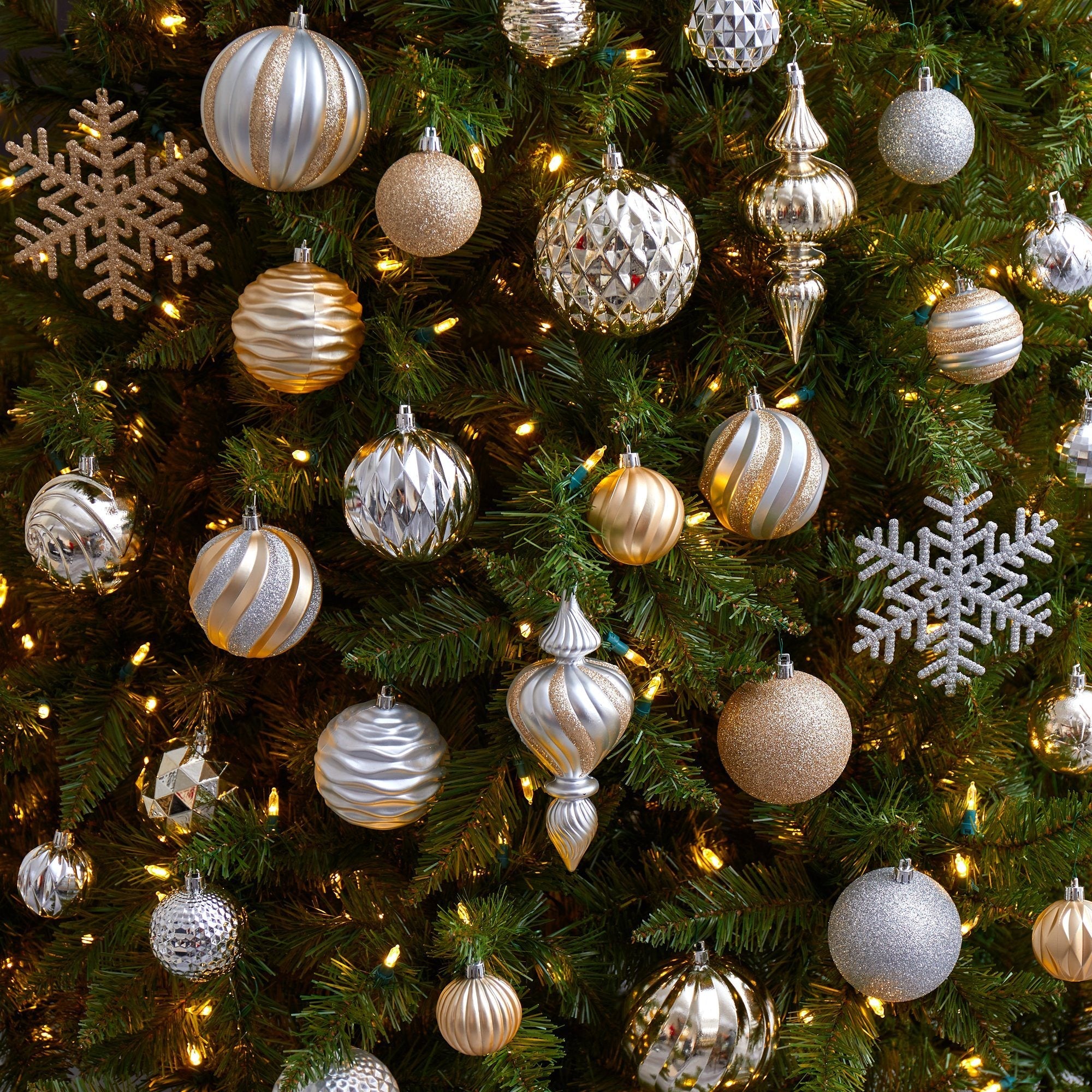 Holiday Deluxe Shatterproof, 81 Count Christmas Tree Ornament Set Reusable Container