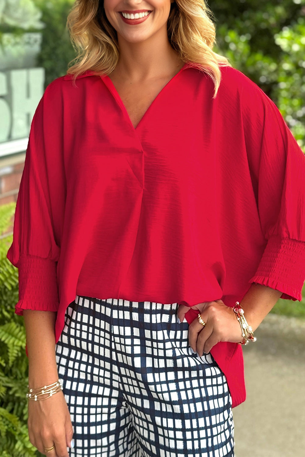 Solid Collared V-Neck Smocked 3/4 Sleeve Top