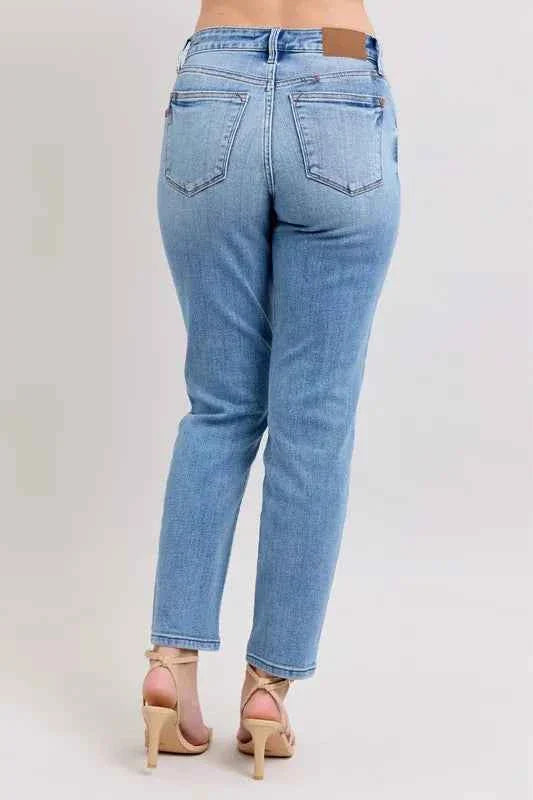 Judy Blue Plus Size Slim Jeans Mid Rise Vintage Wash with Cell Phone Pocket Women's Jeans