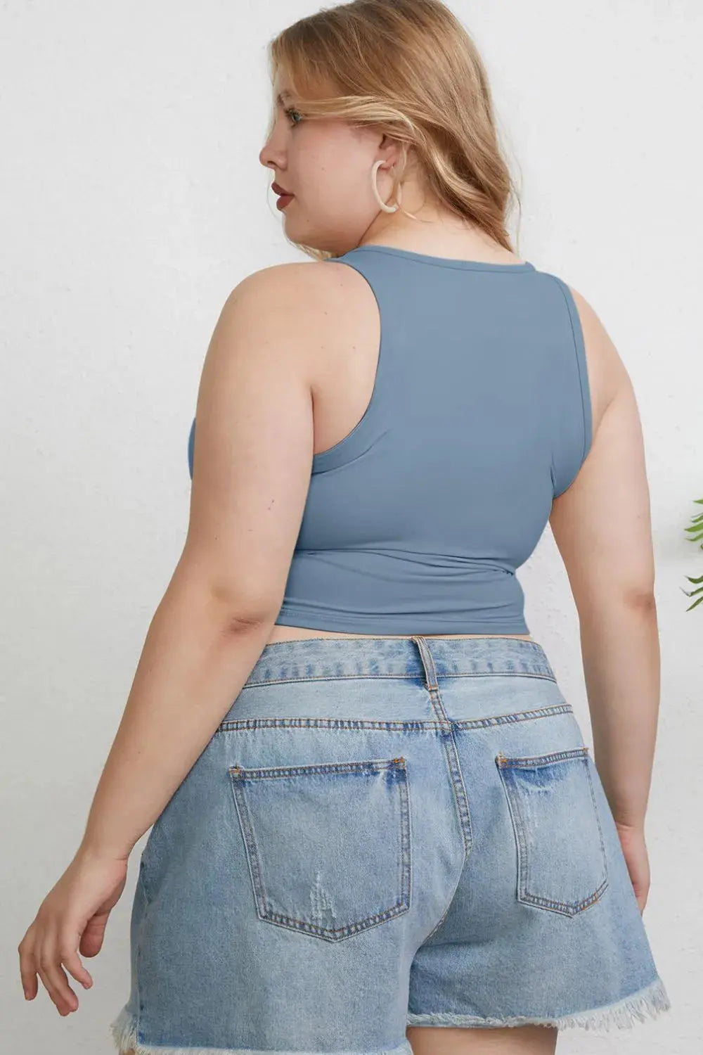 Basic Bae Full Size Round Neck Slim Fit Stretch Tank Top