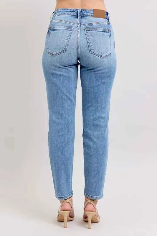 Judy Blue Plus Size Slim Jeans Mid Rise Vintage Wash with Cell Phone Pocket Women's Jeans