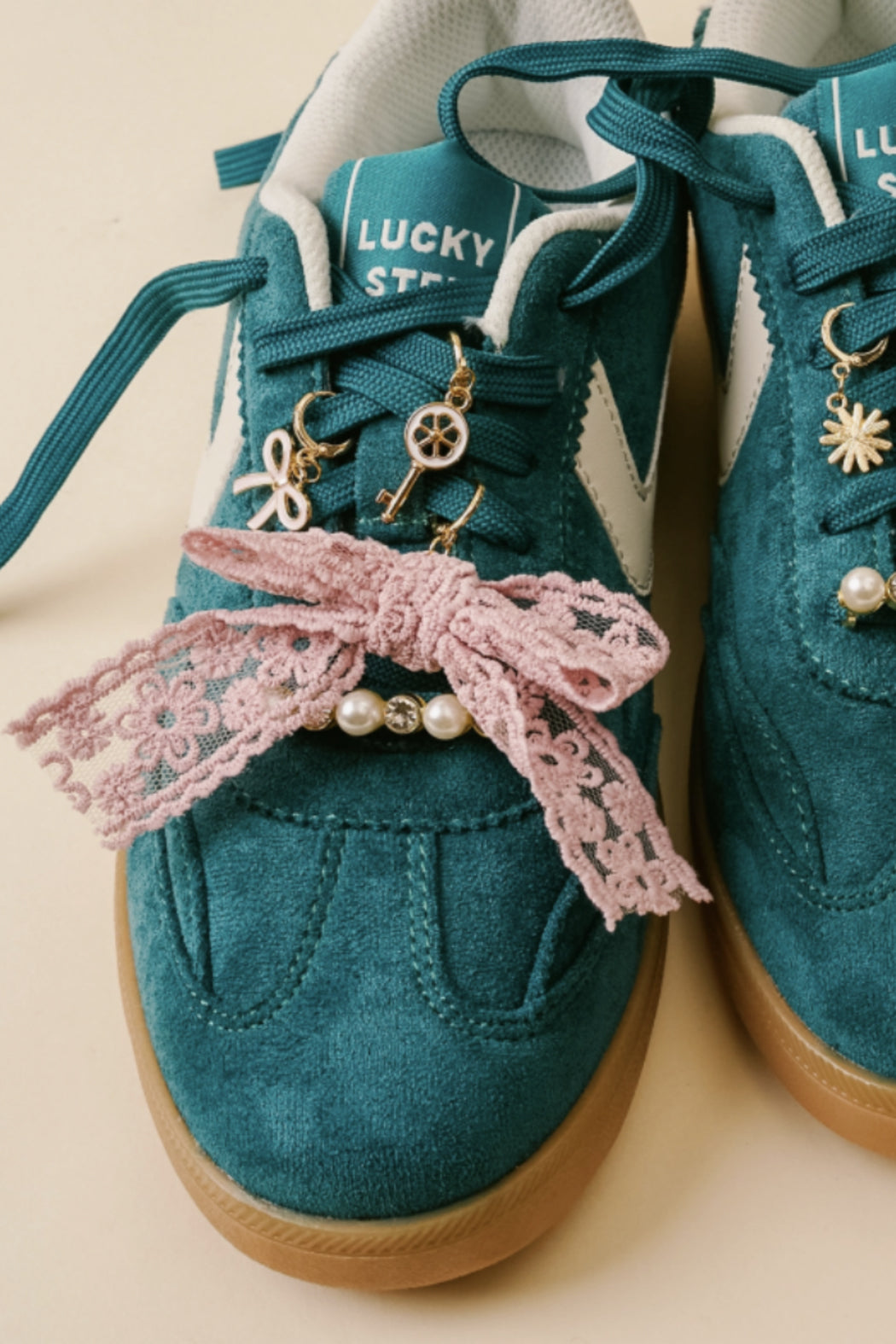 Dazzel Shoe Charm Pack