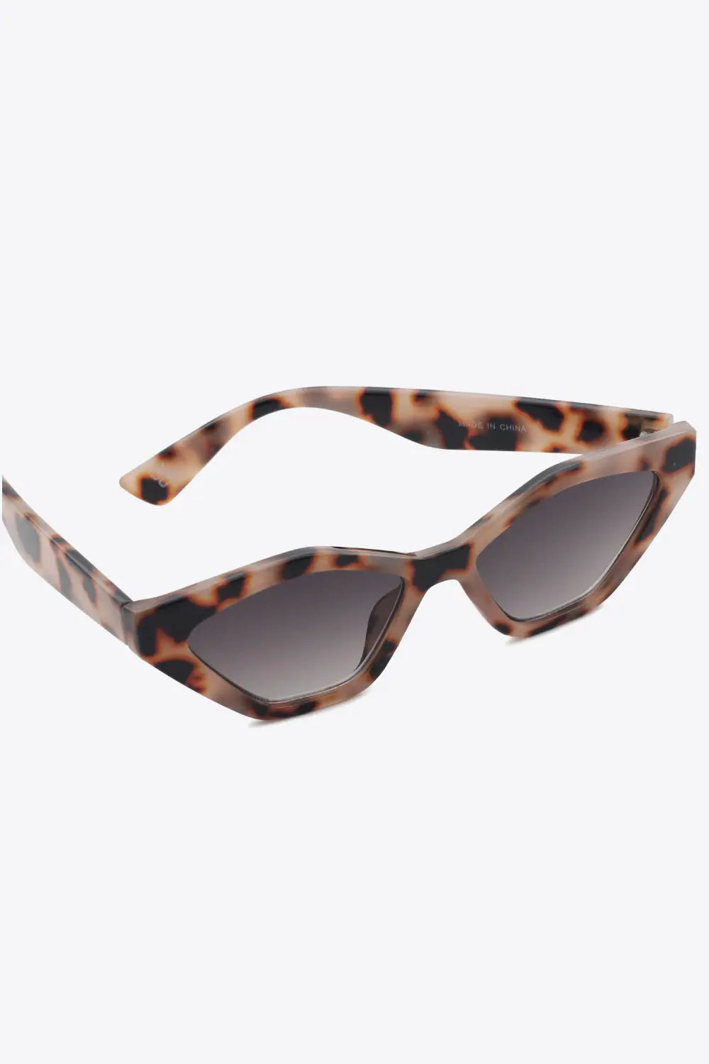 Retro Angular Cat Eye UV400 Sunglasses