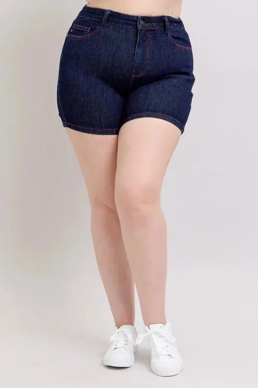 Judy Blue Jeans - Plus Size High Waist Heart Shaped Pockets Denim Shorts with Red Contrast Thread